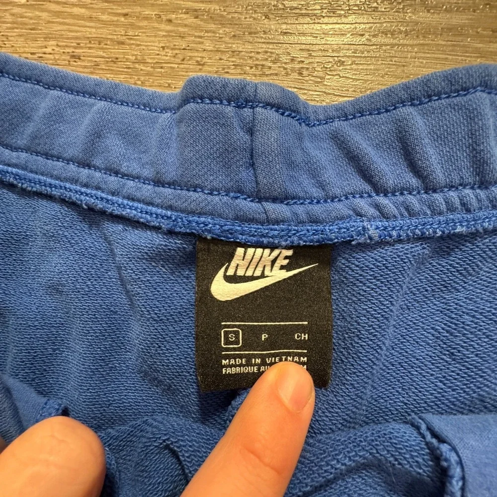 Nike Shorts Womens Small Blue Fleece Sportswear Essential Terry CJ2158-480 Adult